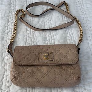Marc Jacobs nude quilted crossbody purse